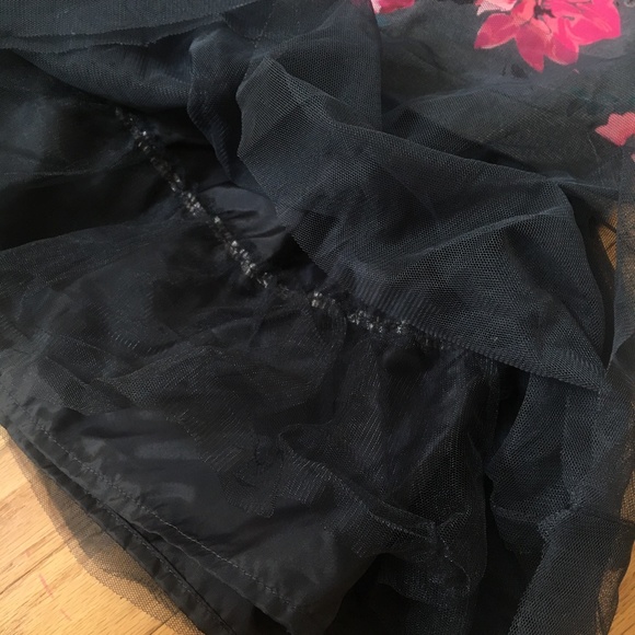 Gray Floral Tulle Dress - Picture 7 of 11